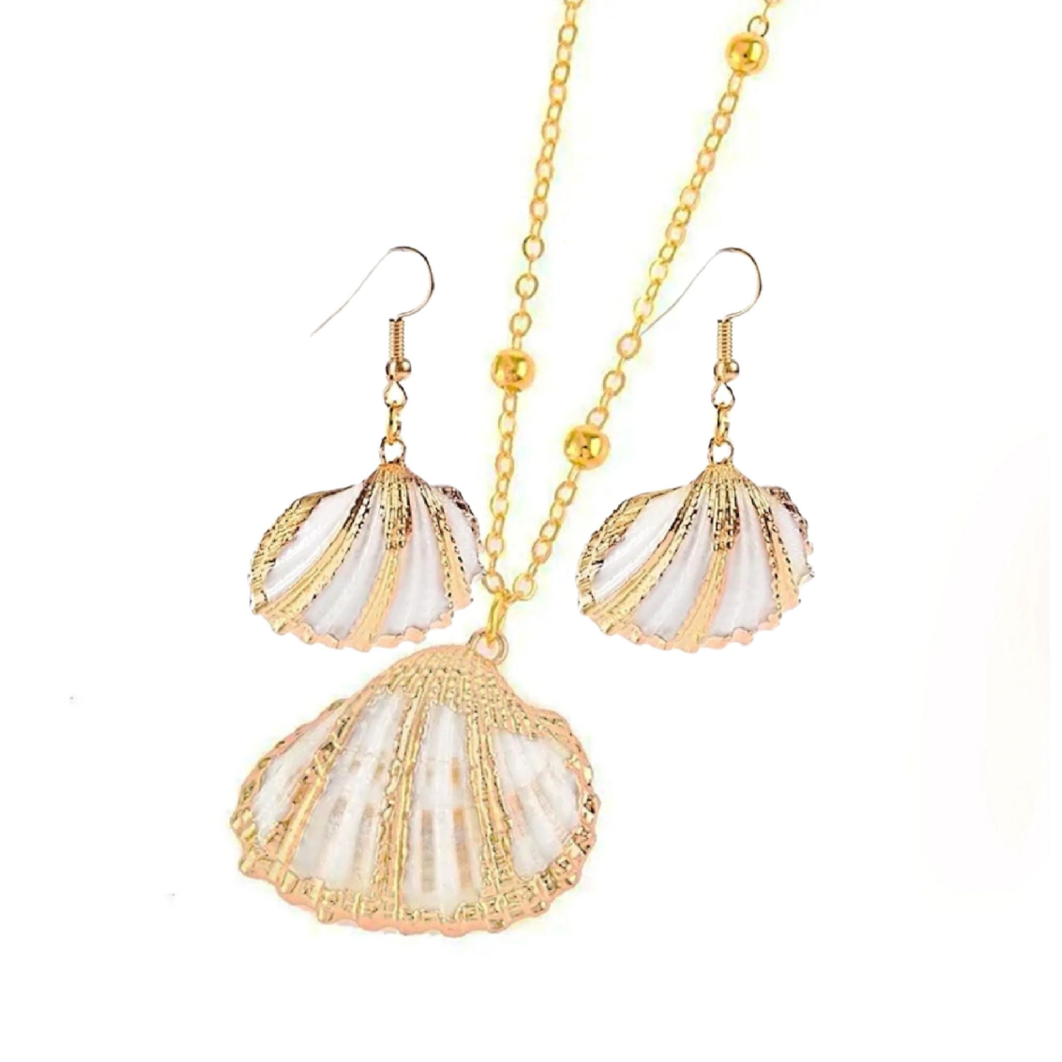 Shell jewellery set