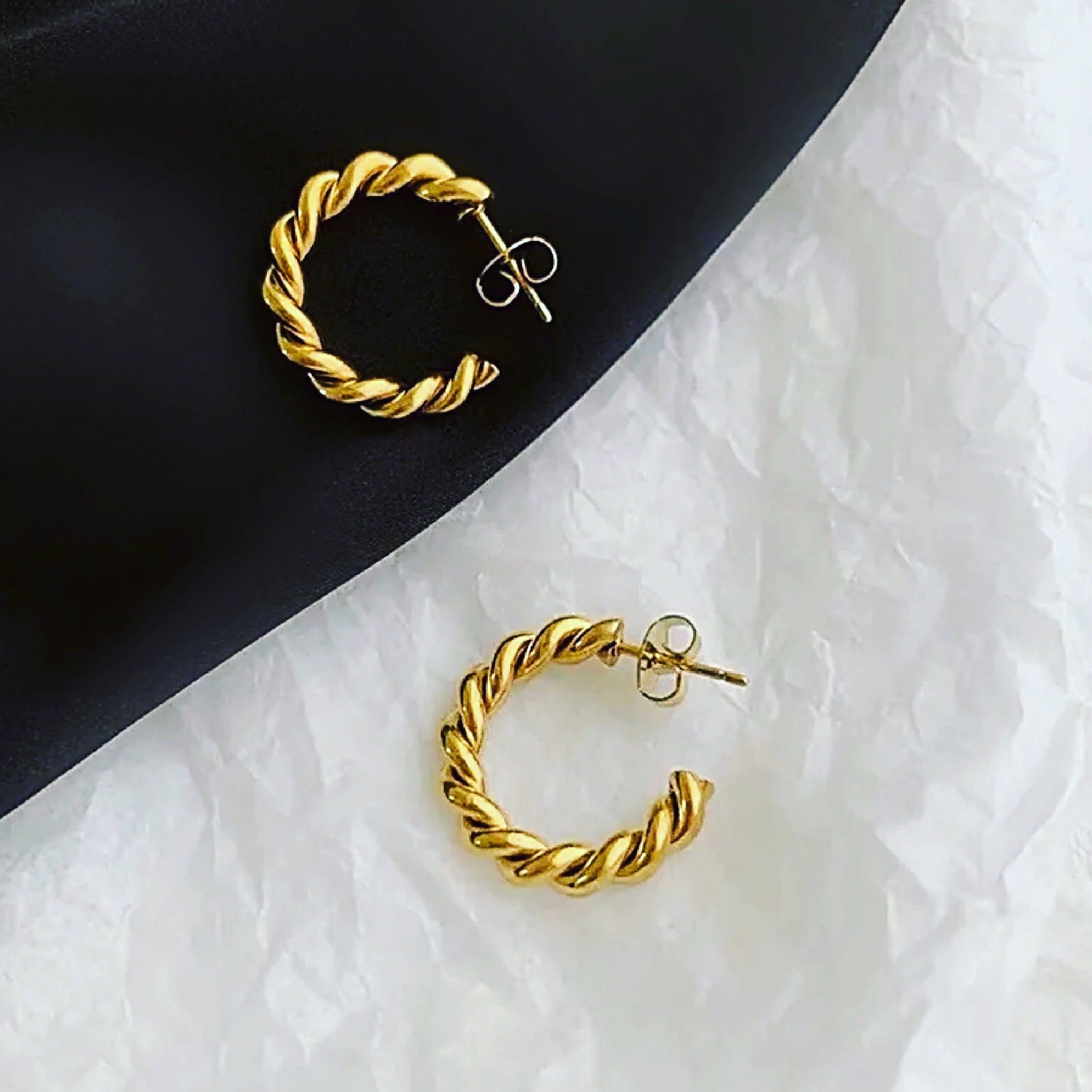 Gold twist hoop earrings