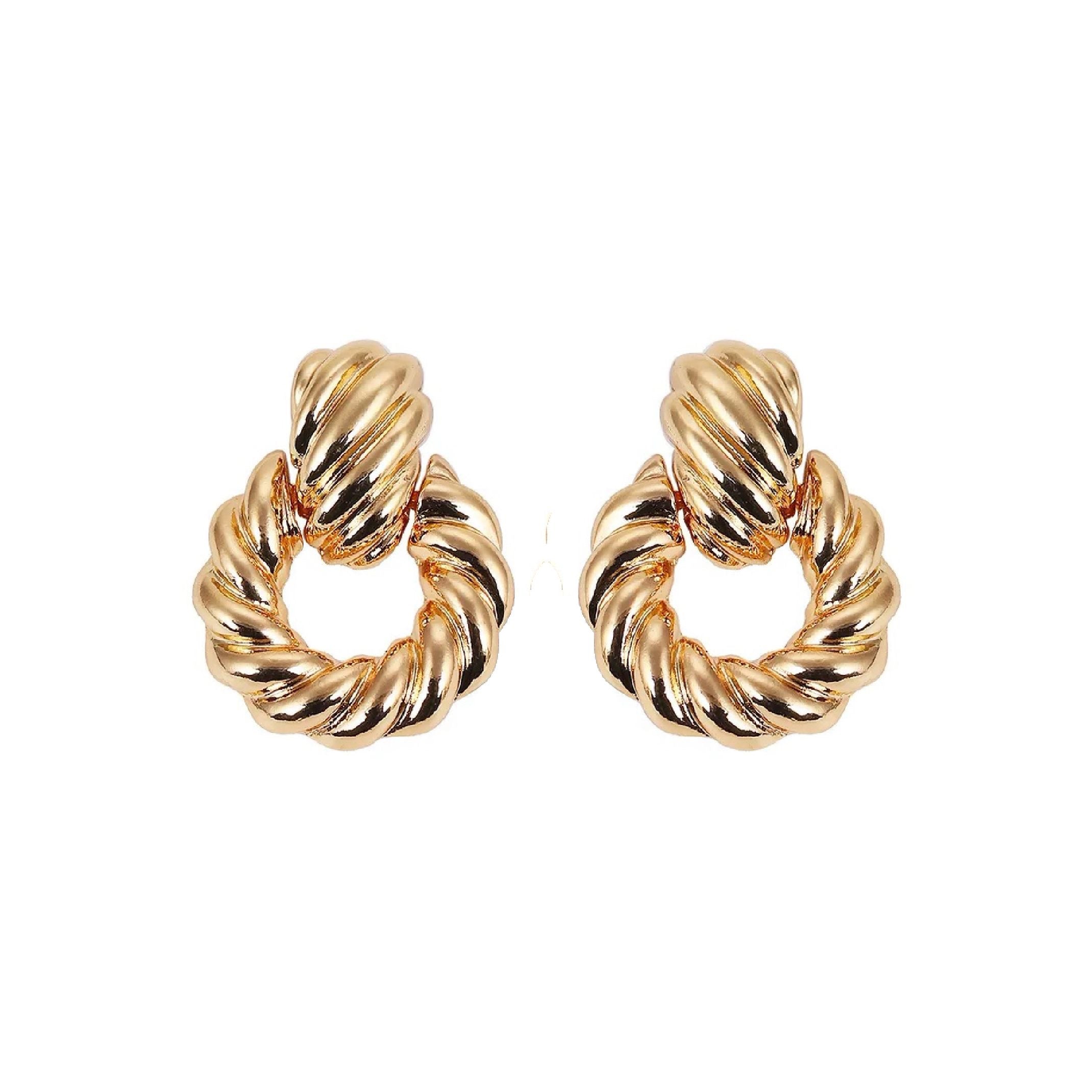 Gold twist earrings 