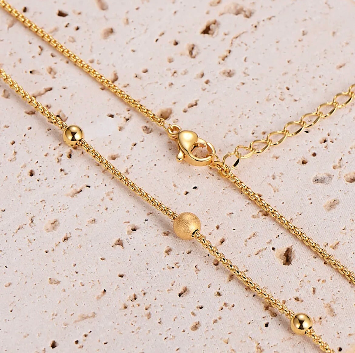 Gold dot necklace