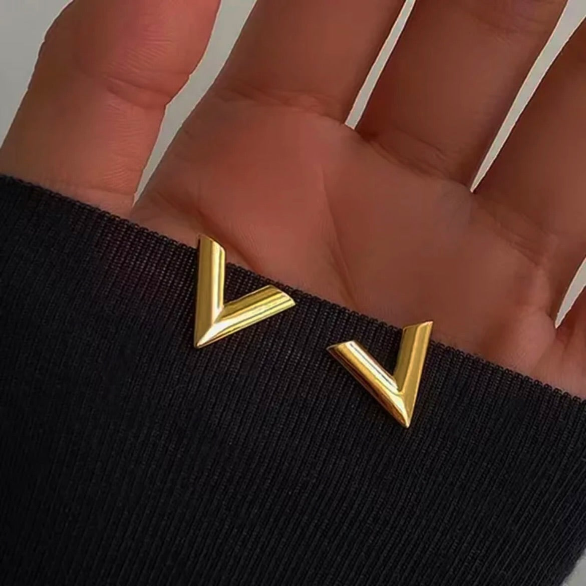 Gold v stud earrings