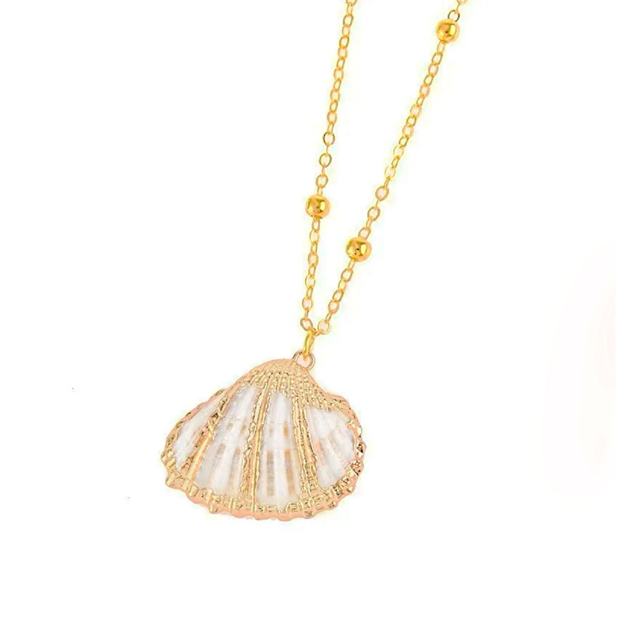 Shell necklace