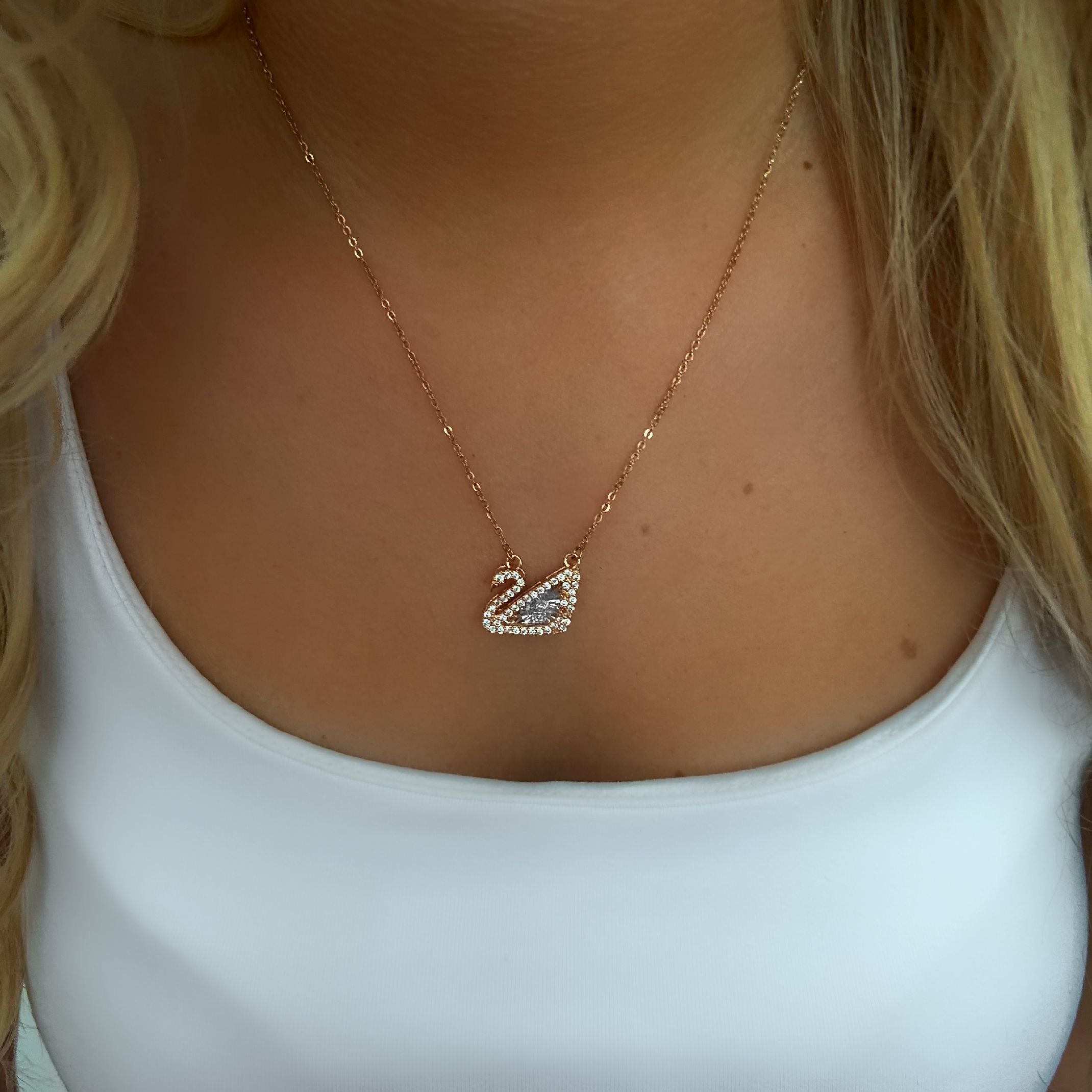Rose gold swan necklace