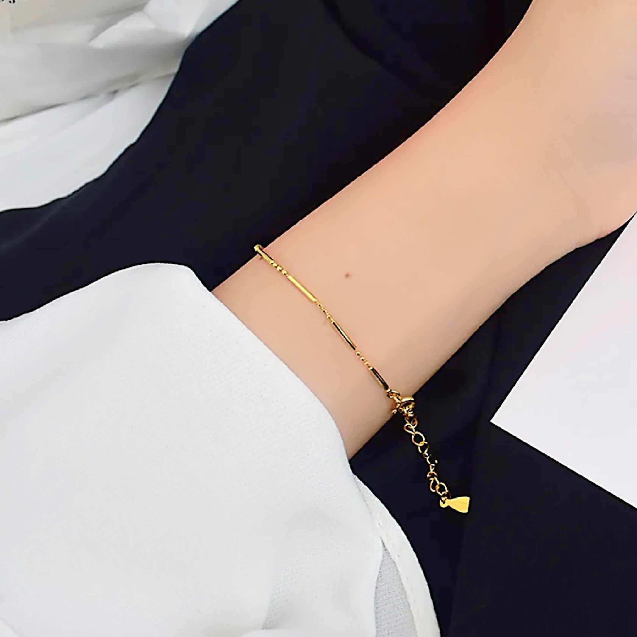 Gold bead bracelet