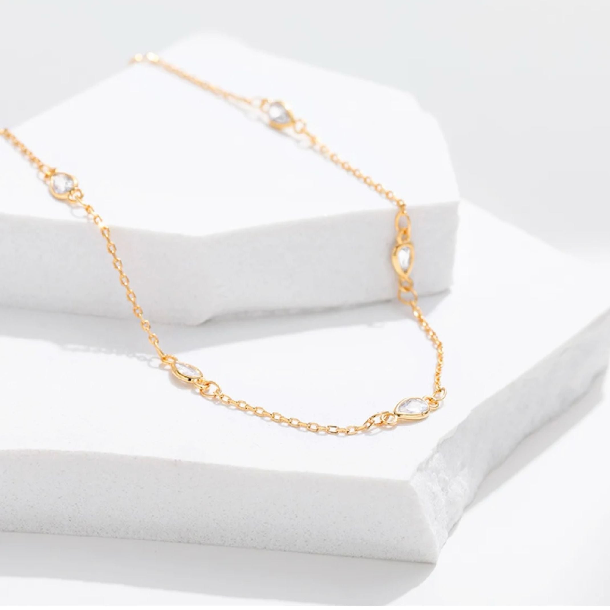 Dainty crystal necklace