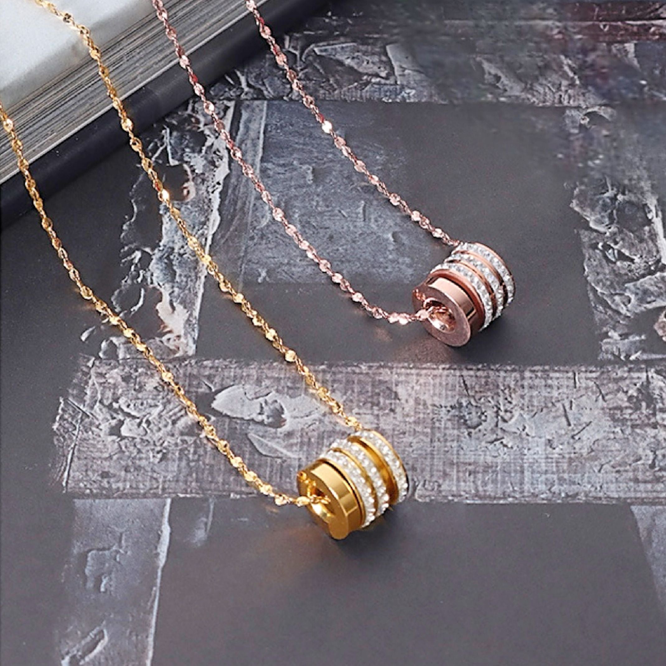 Ring pendant necklaces