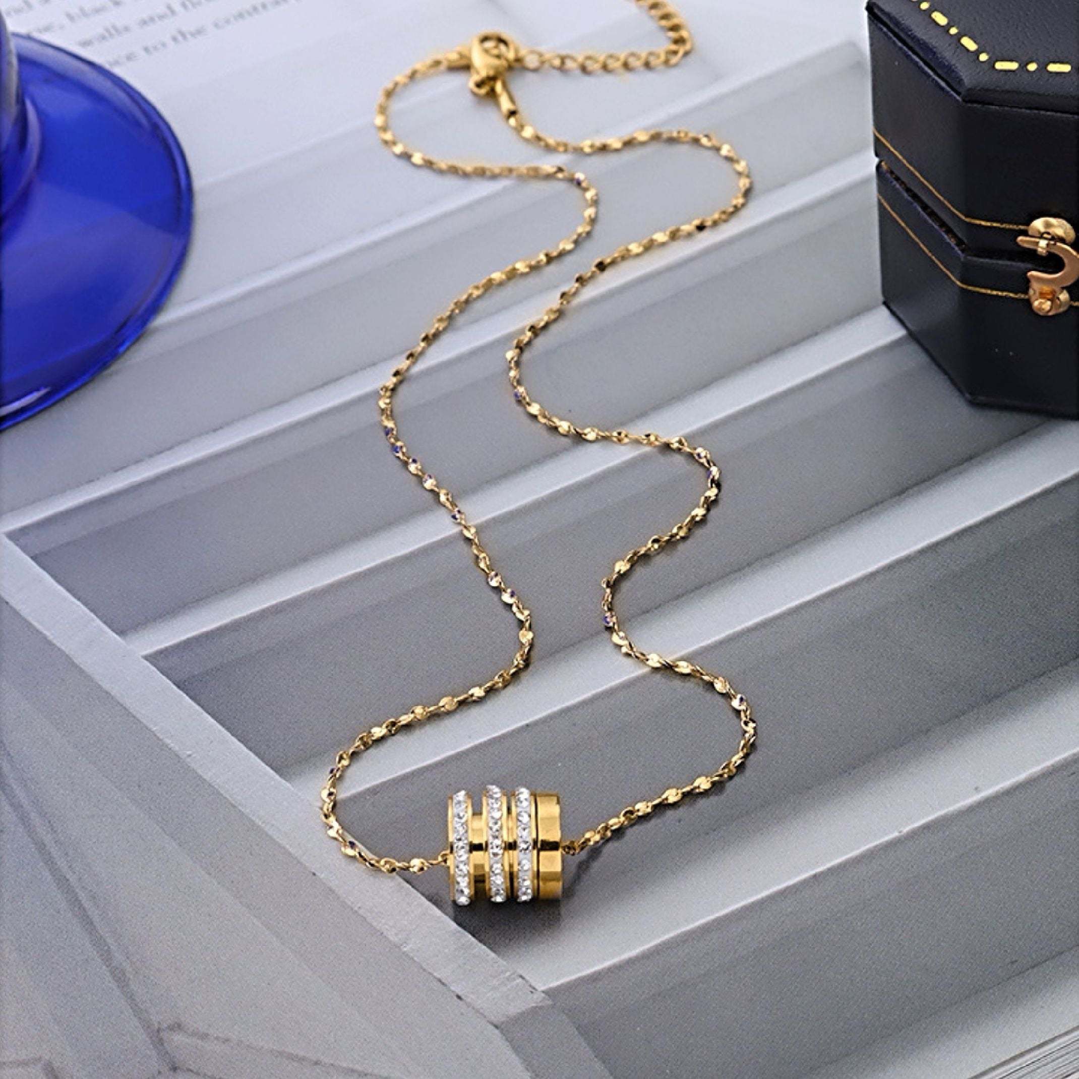 Gold ring pendant necklace