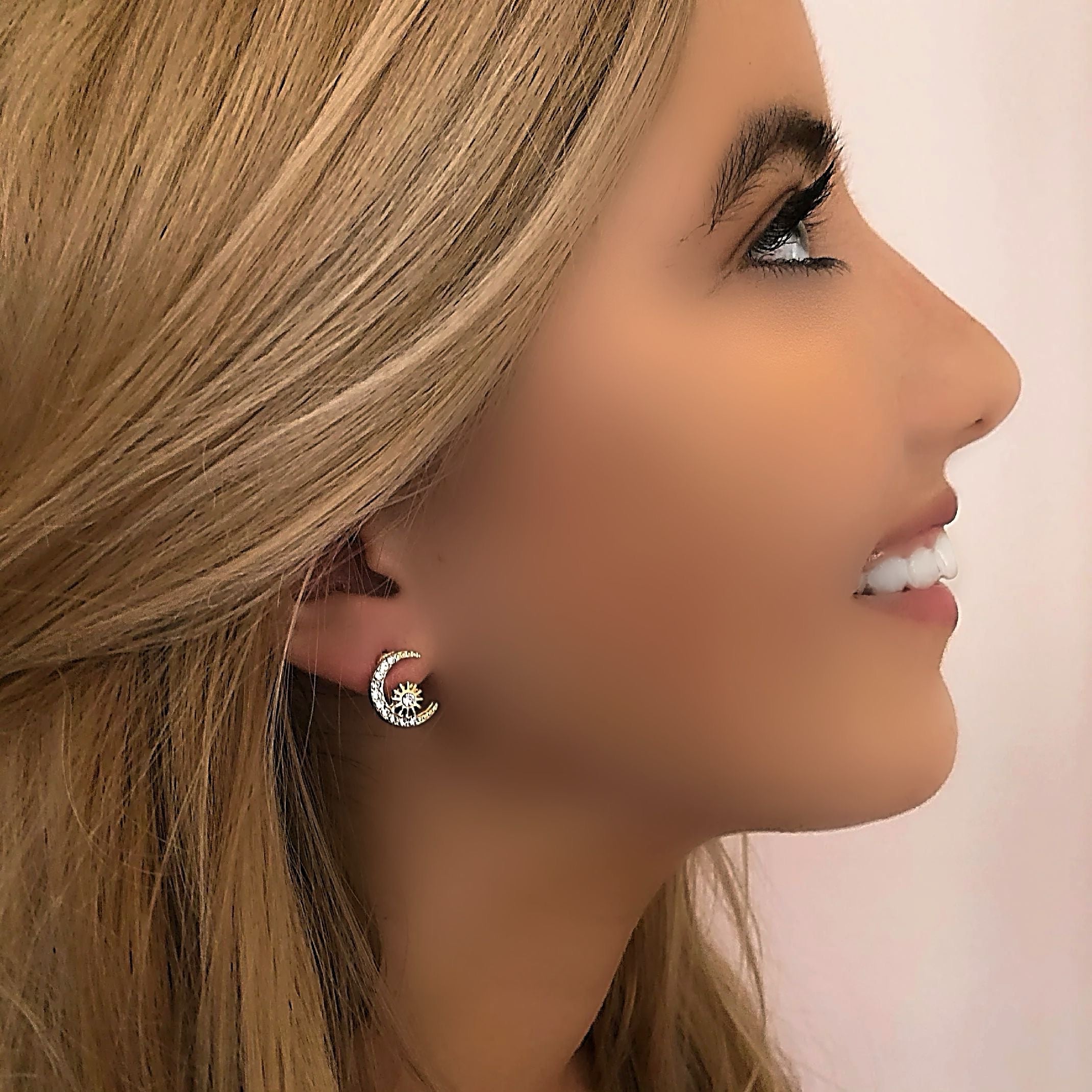 Sun and moon stud earrings 