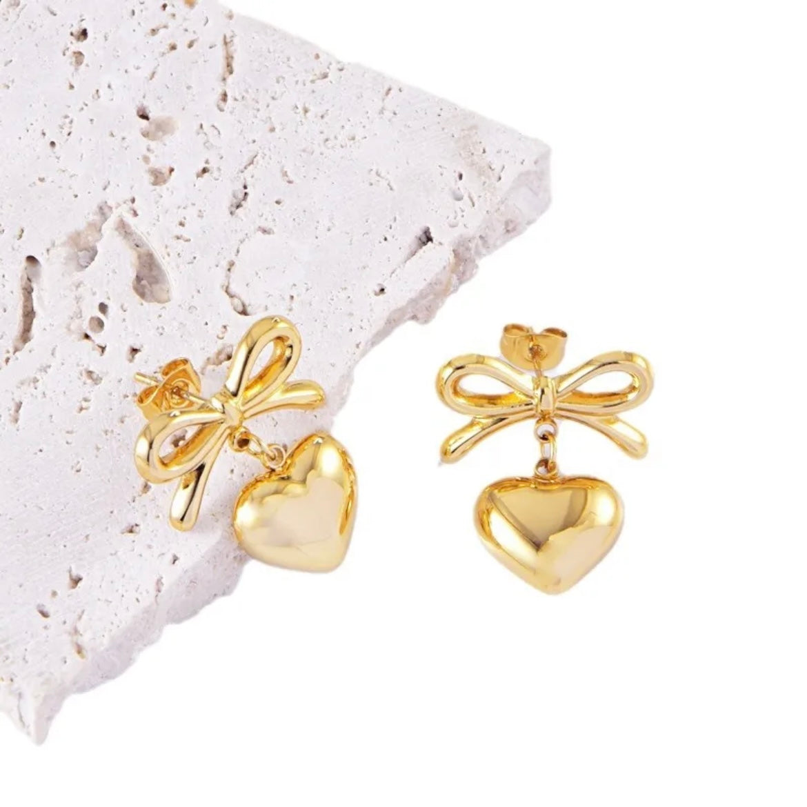 Bow heart earrings