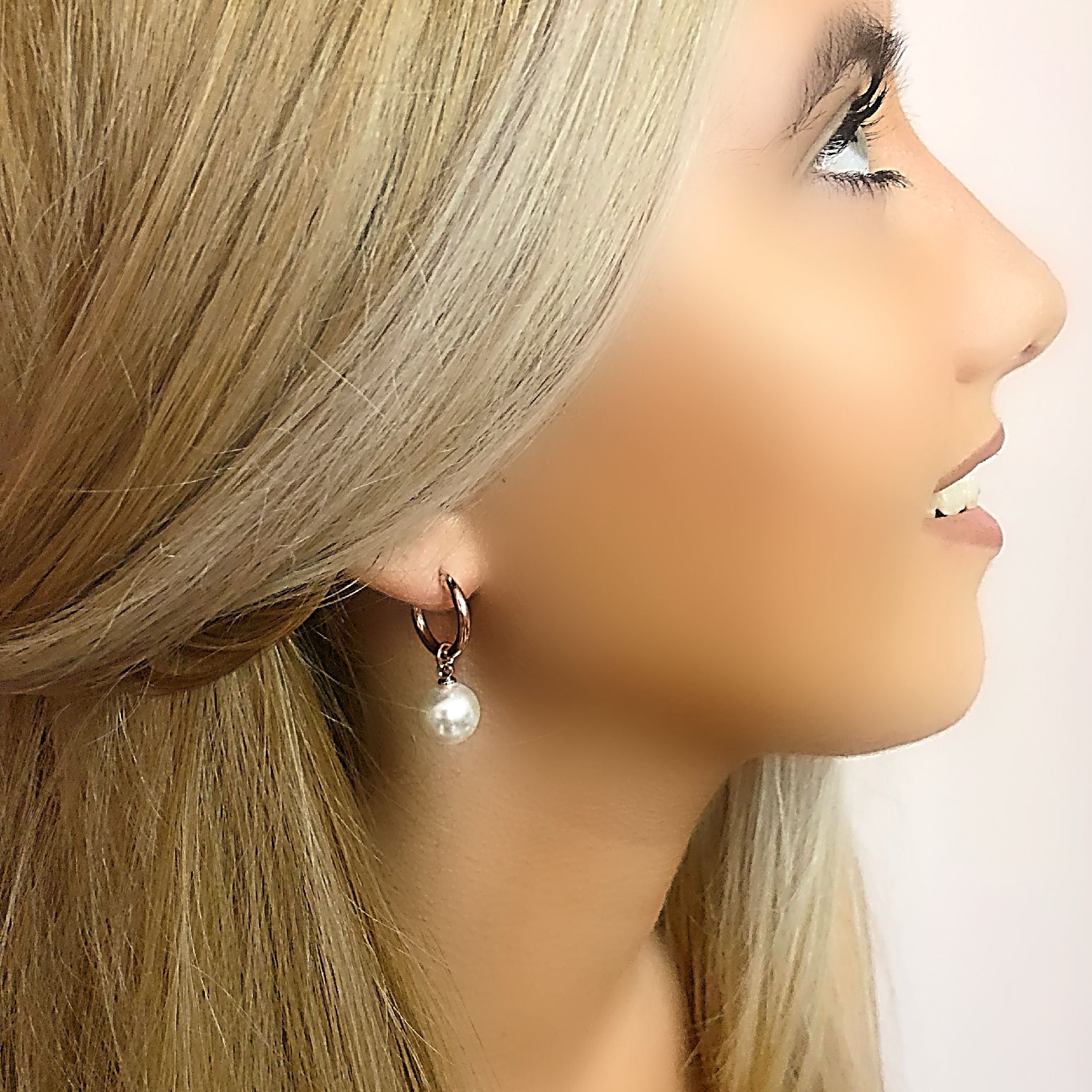 Rose gold pearl earrings 