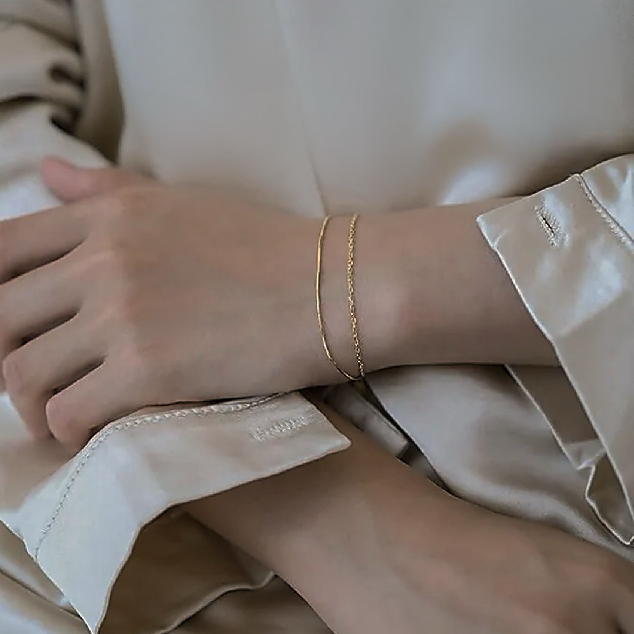 18k gold double bracelet