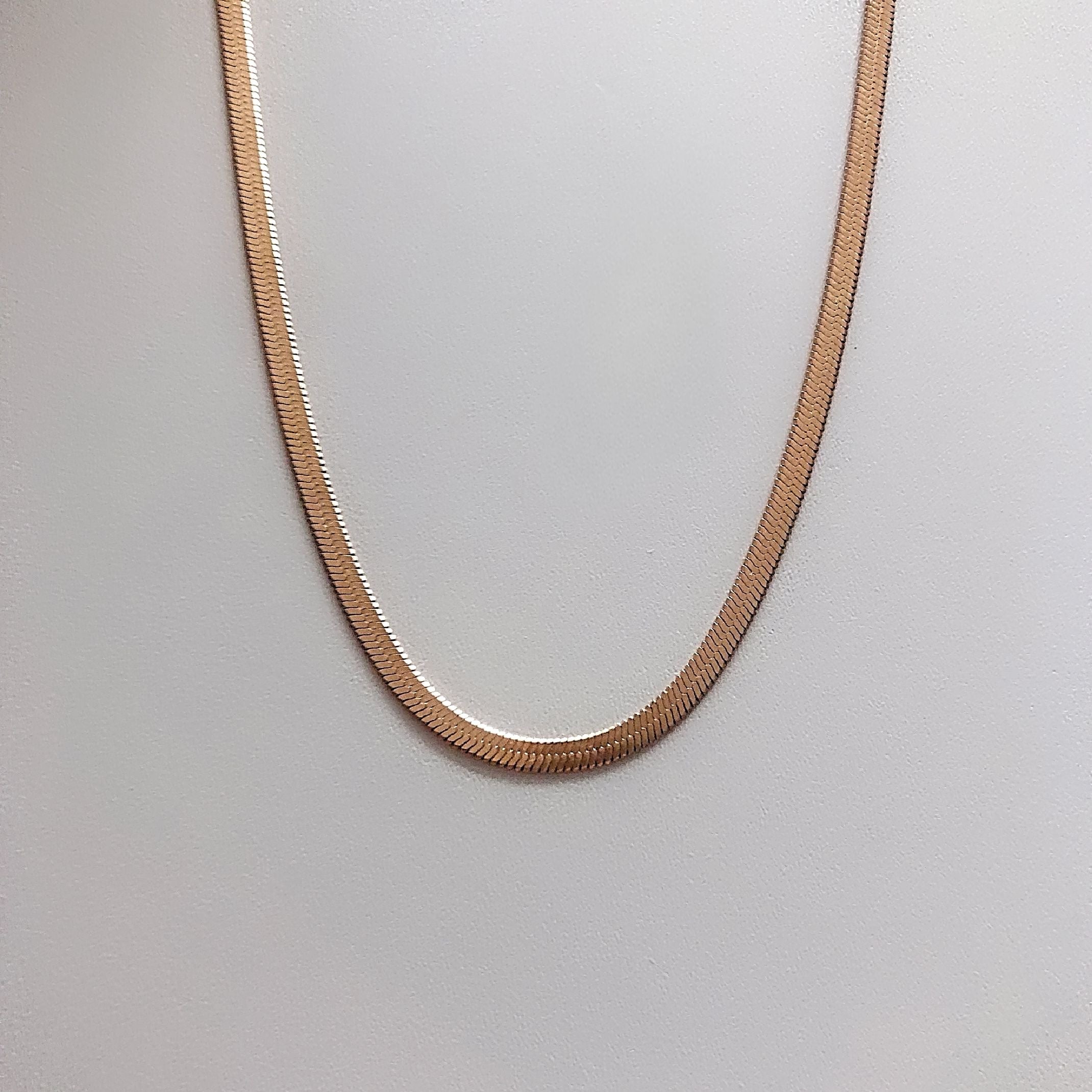 Rose gold snakeskin chain