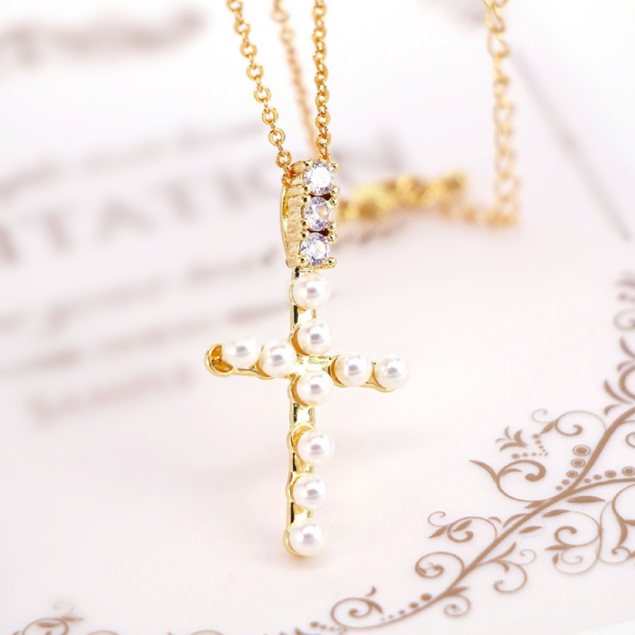 Pearl cross necklace 