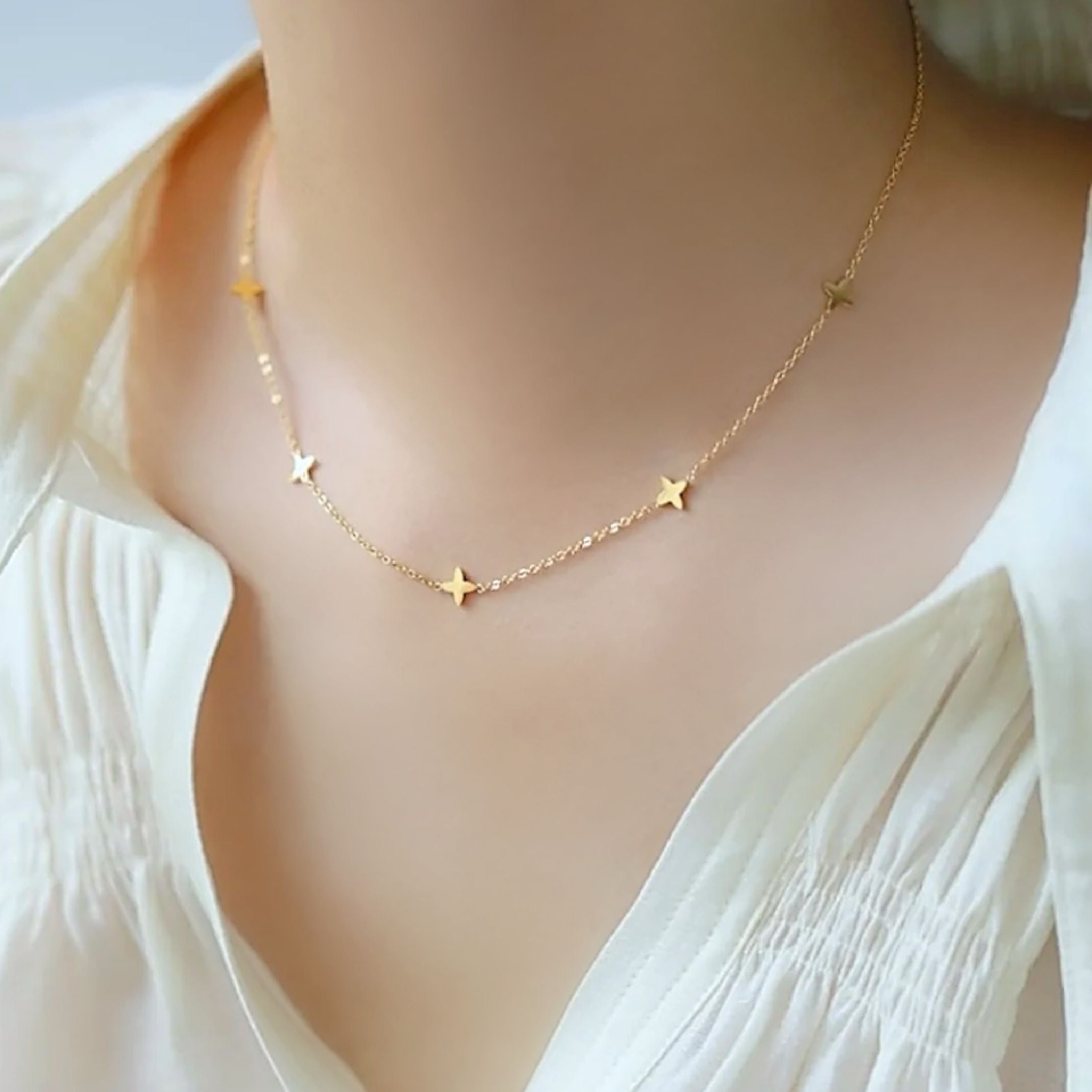 Multi star necklace