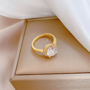 Diamond halo ring