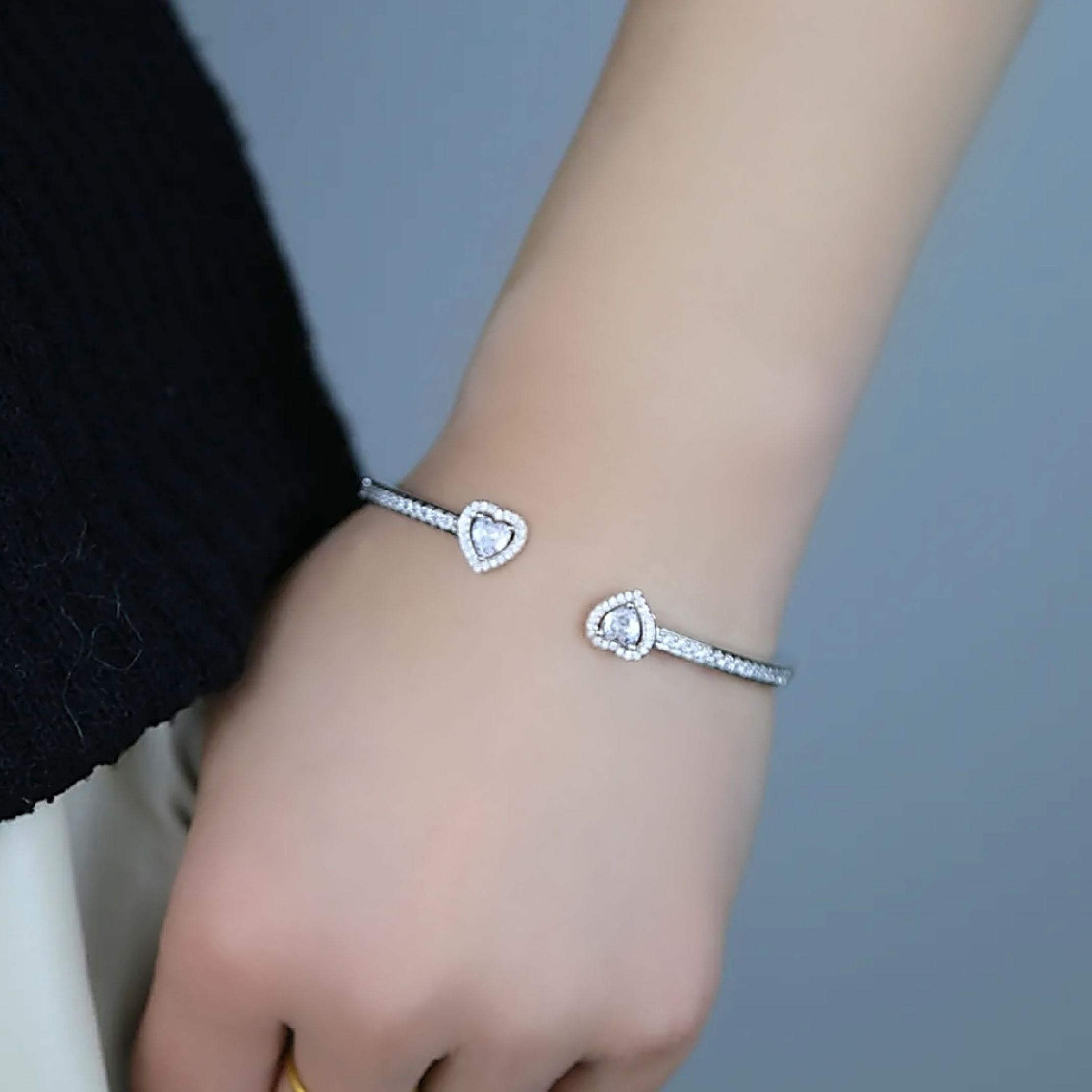 Silver heart bangle 