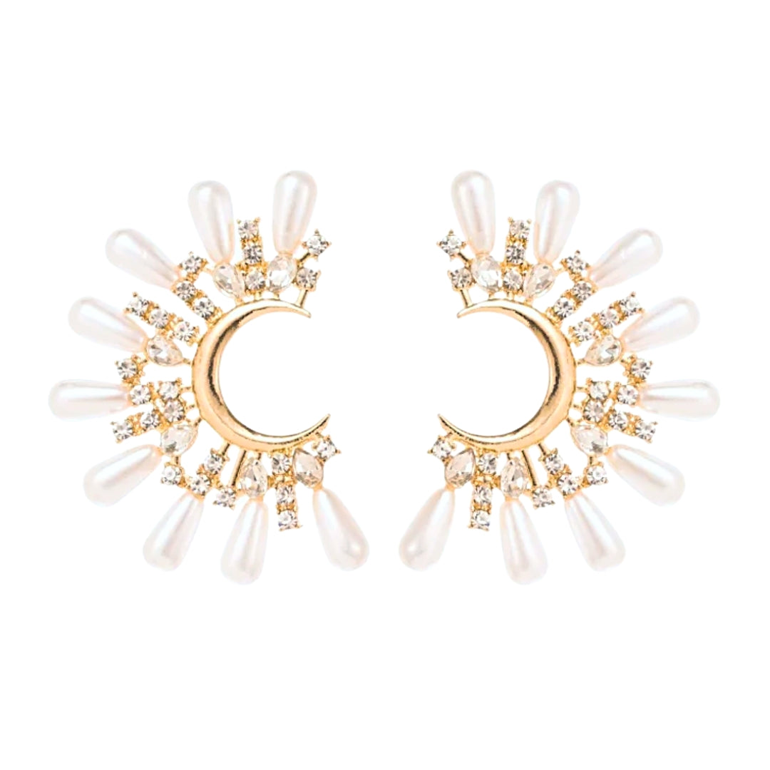 Statement pearl earrings