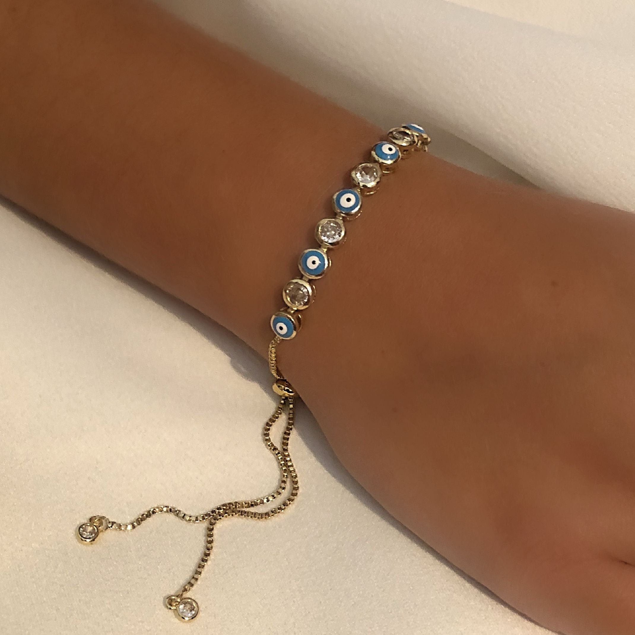 Evil eye pull bracelet