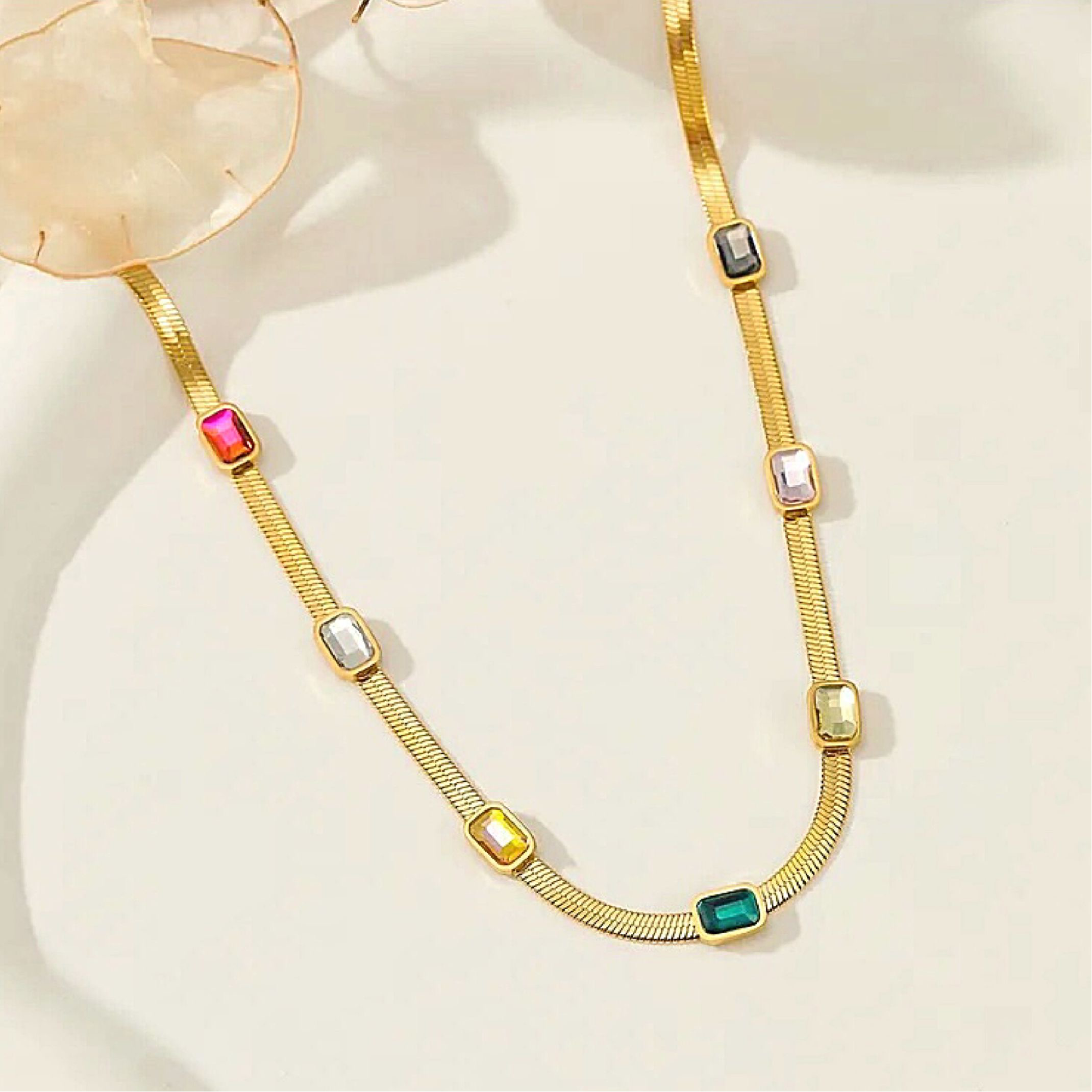 Colourful necklace 