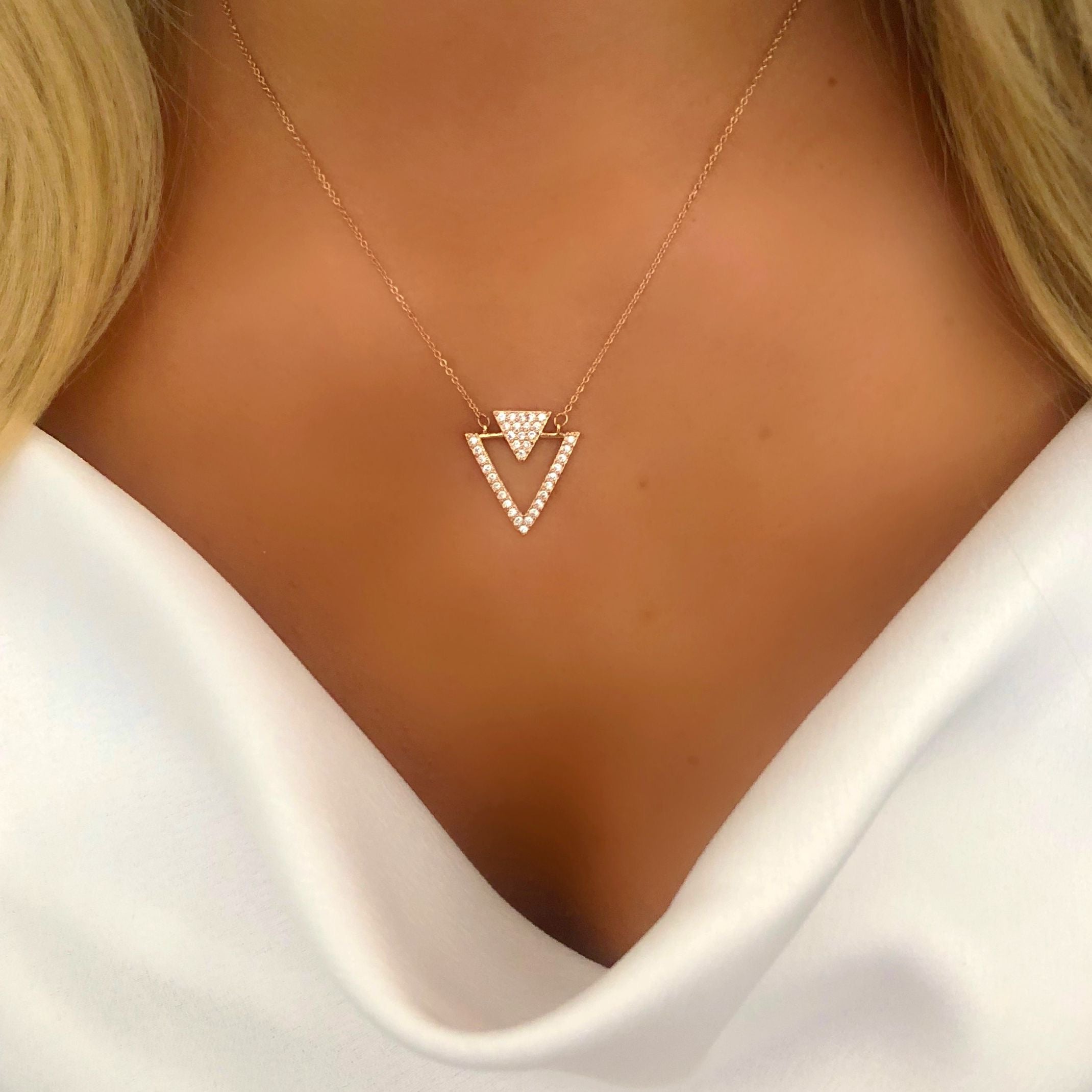 Rose gold sparkly triangle chain 
