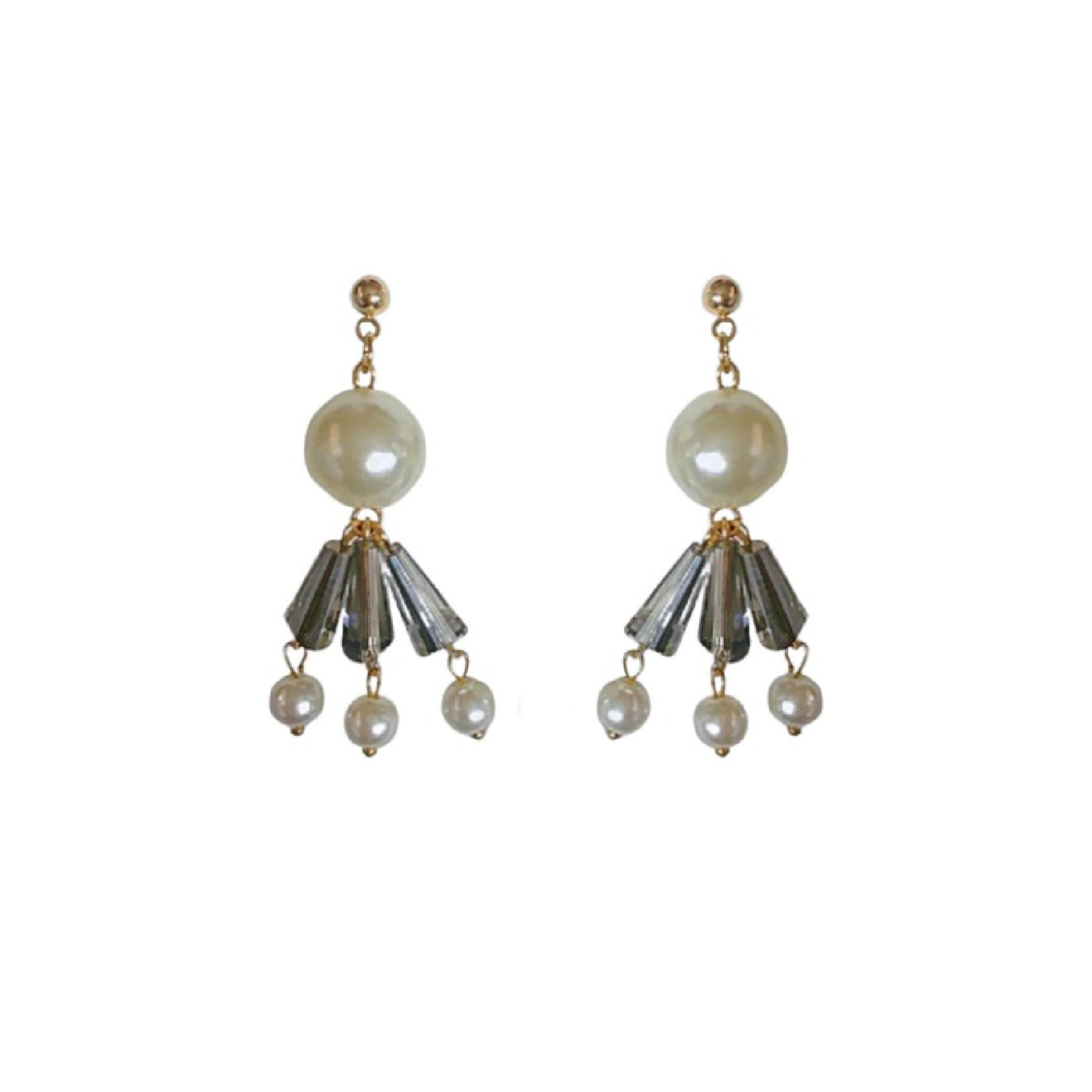 Pearl grey jewel earrings 