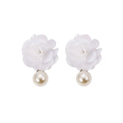 White flower pearl earrings