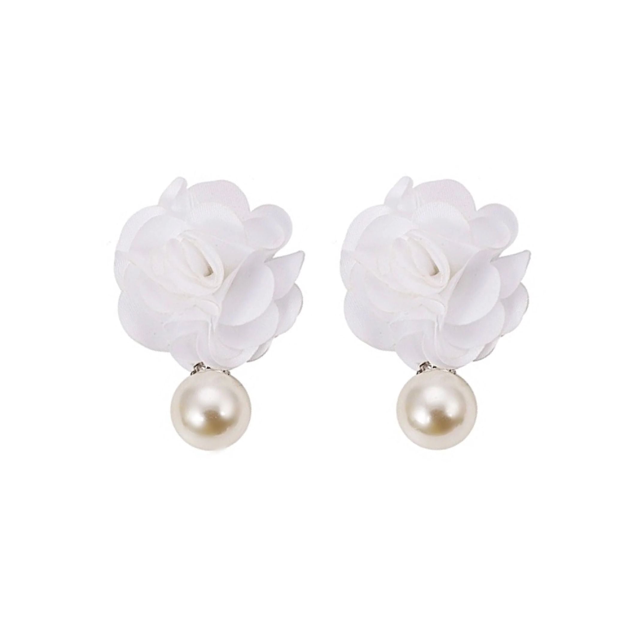 White flower pearl earrings