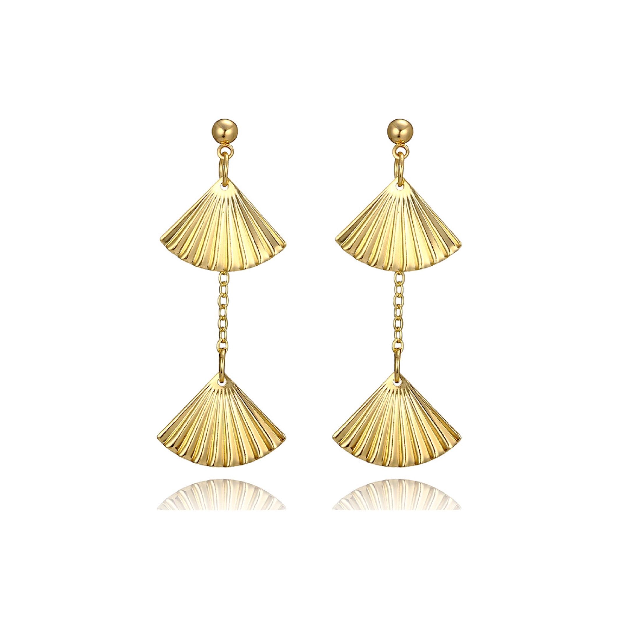 Gold vintage earrings 