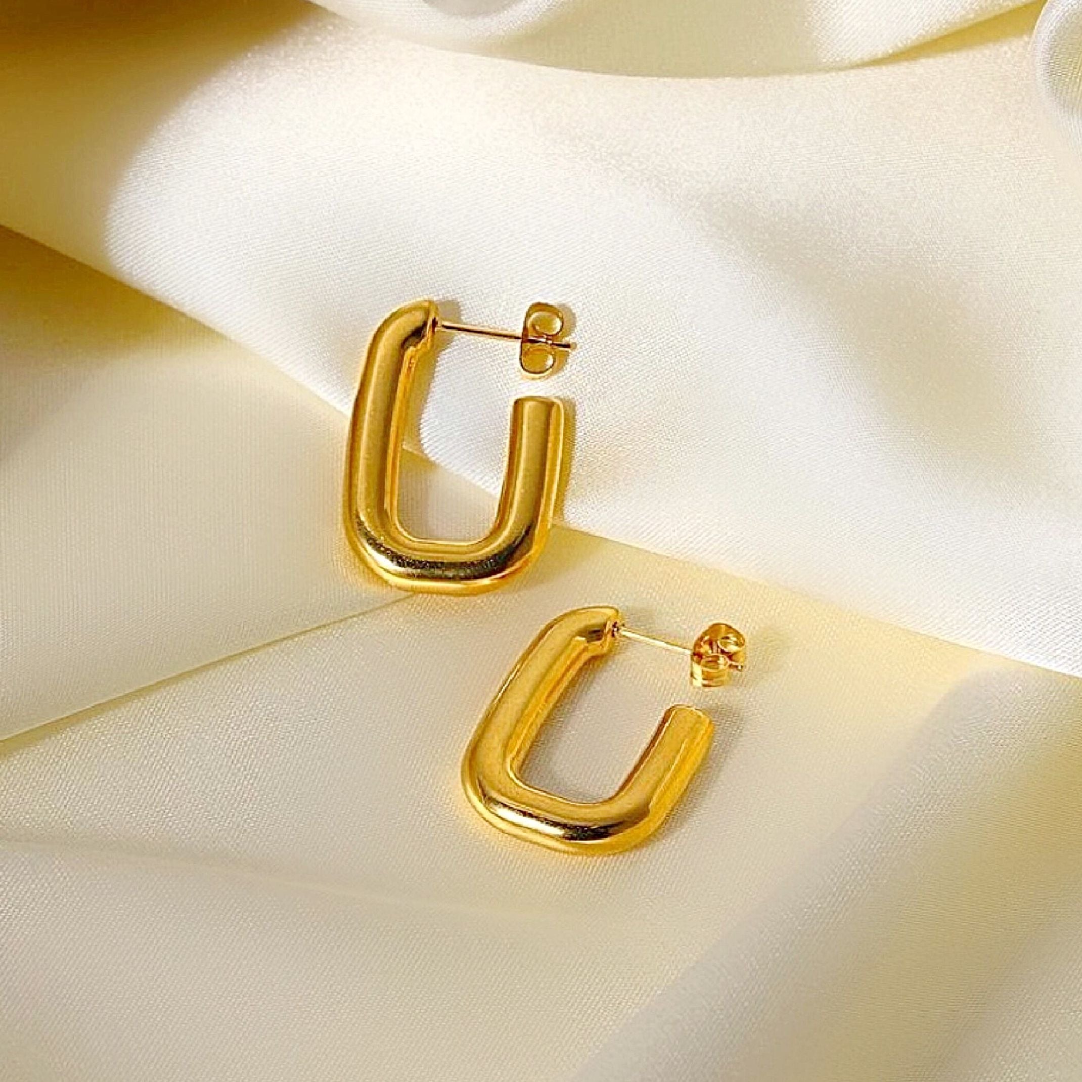 Gold rectangle hoops