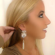Cream pearl earrings