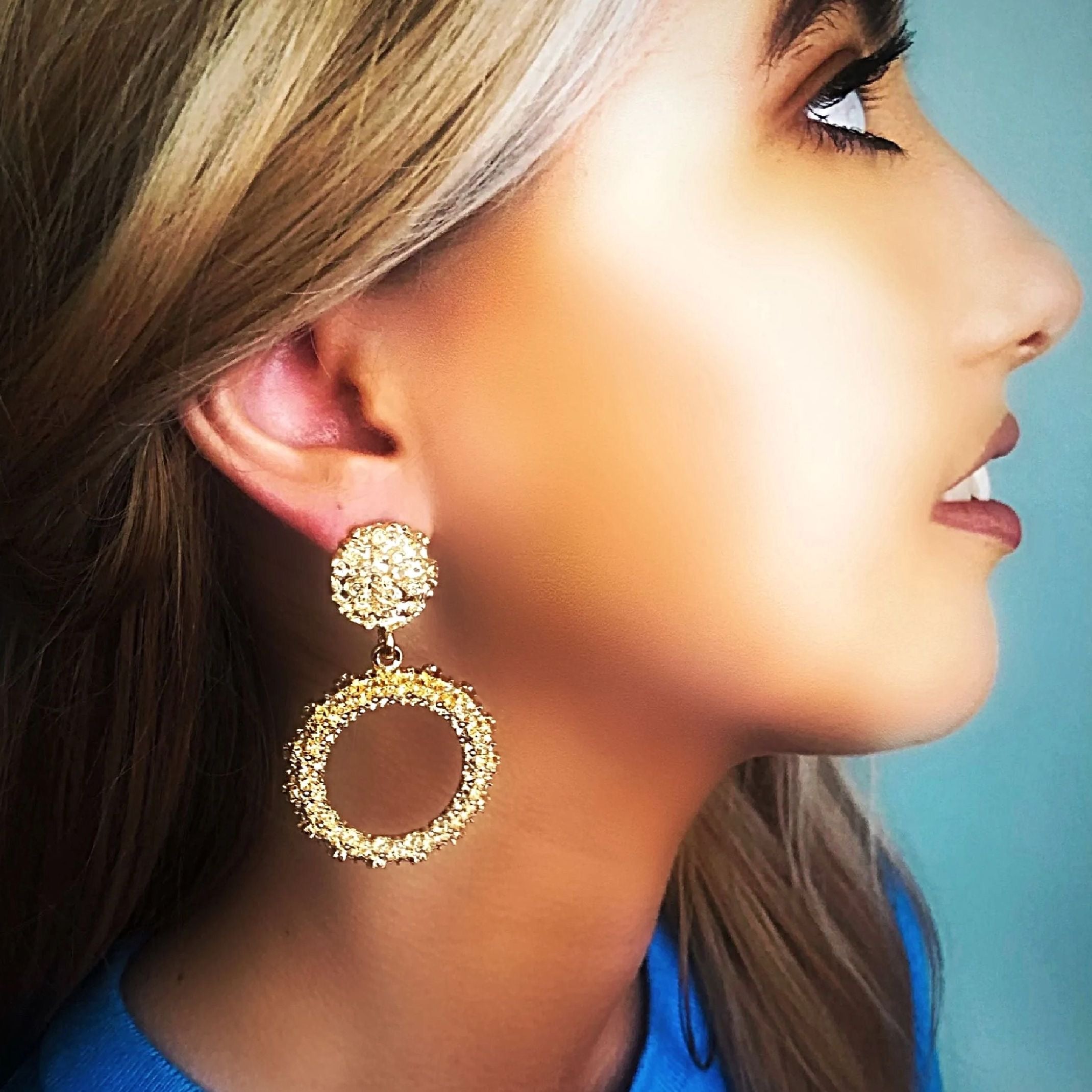 Gold textured earrings 
