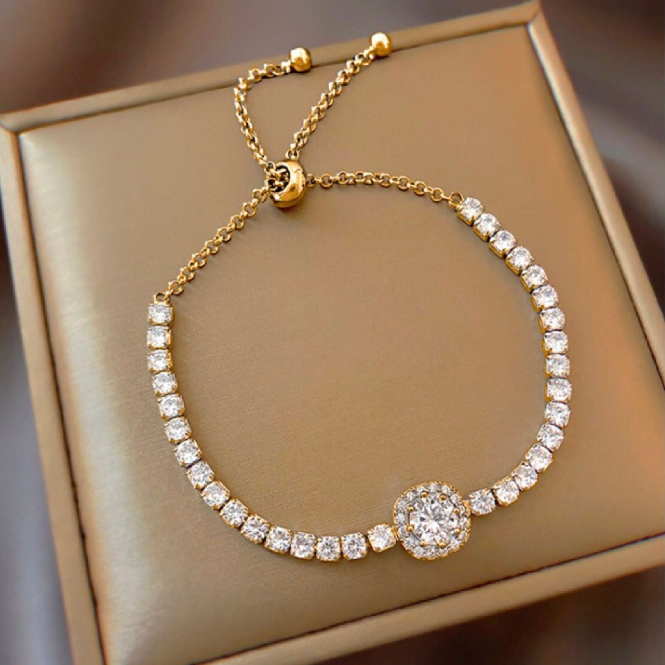 Cushion diamond tennis bracelet