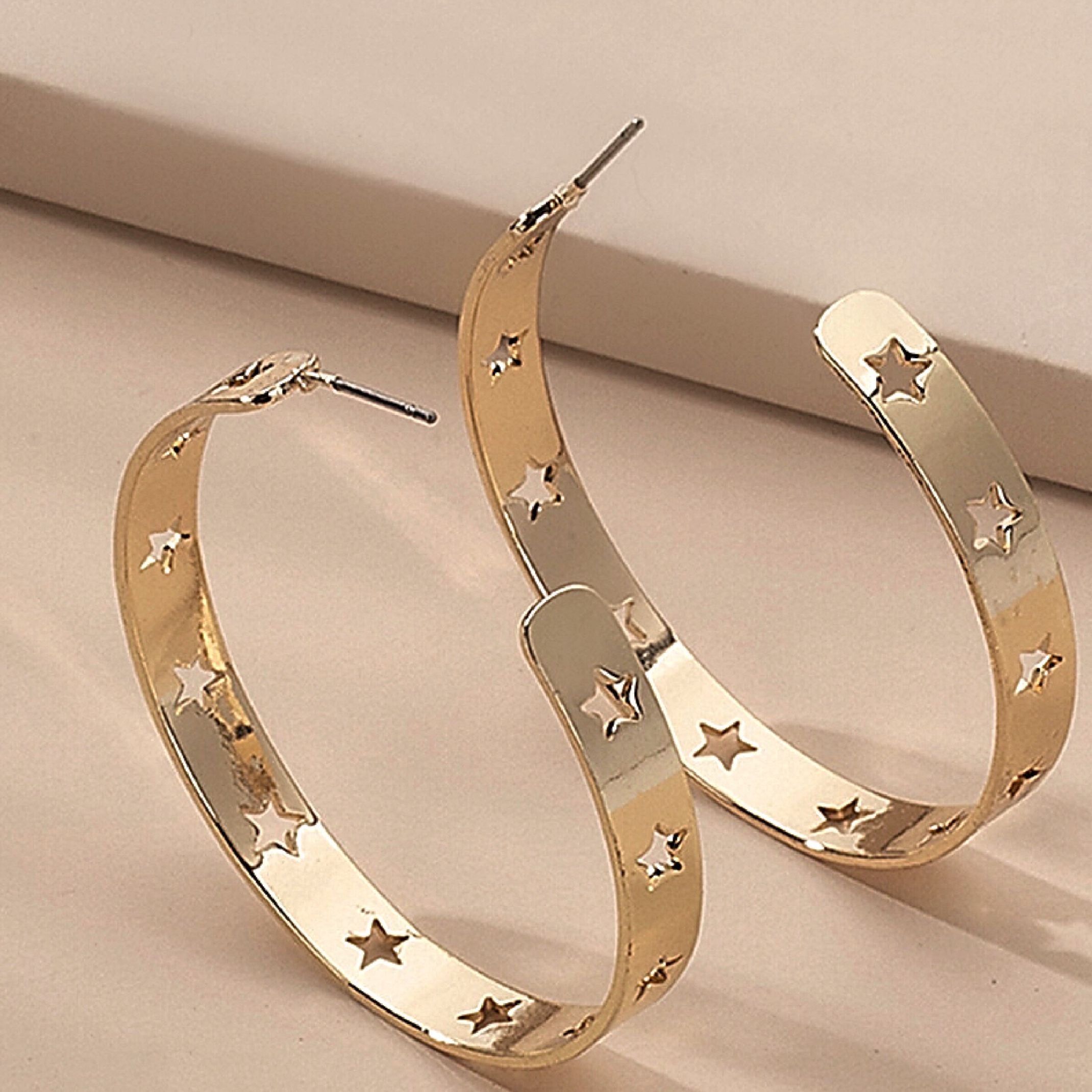 Gold star hoop earrings 