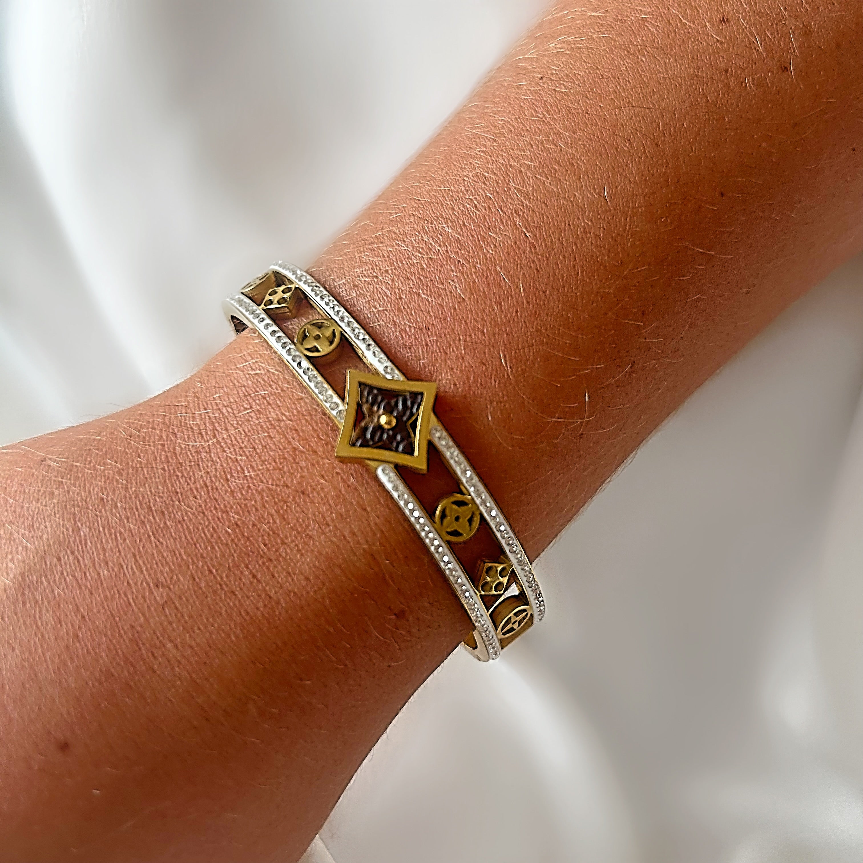 Diamond Clover Bangle | Gold CZ Jewellery Ireland | Gorge Malorge