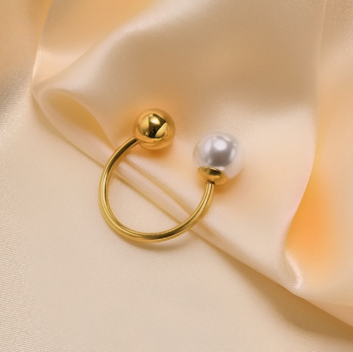 Gold Pearl ring