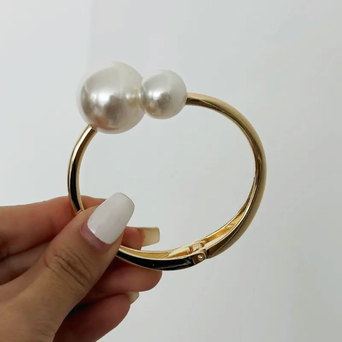 Pearl Bangle 