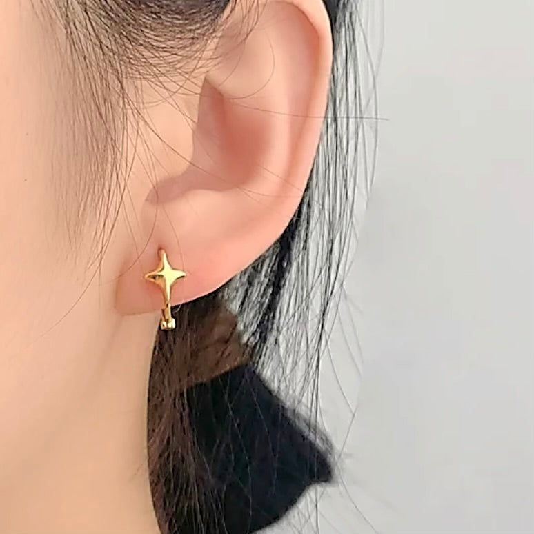 Gold star huggie earrings 