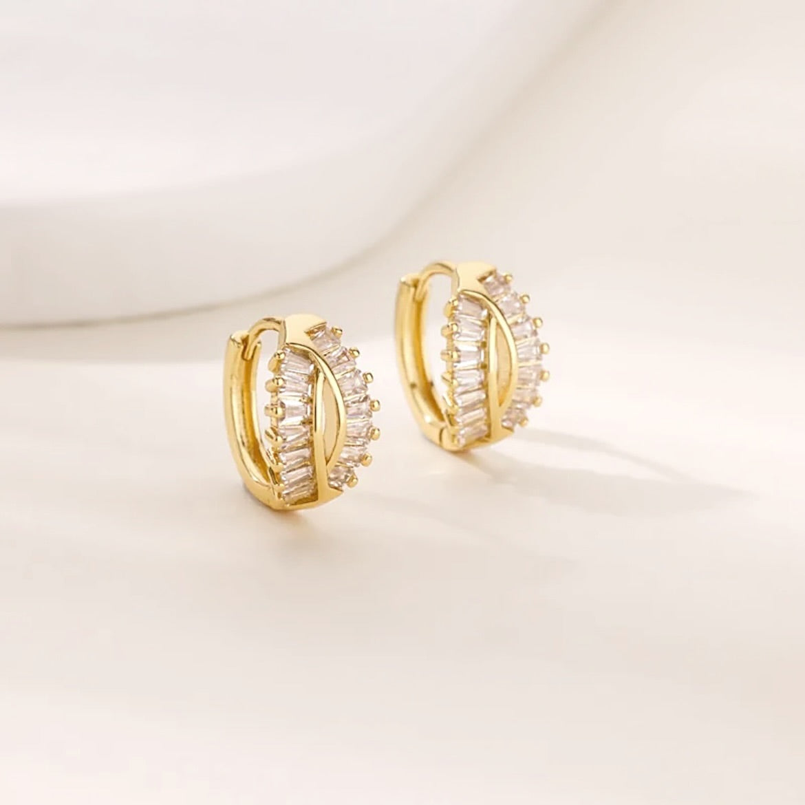 Diamond crossover huggie earrings 