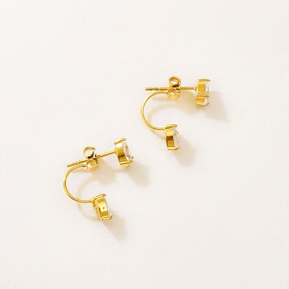 Teardrop diamond earrings 