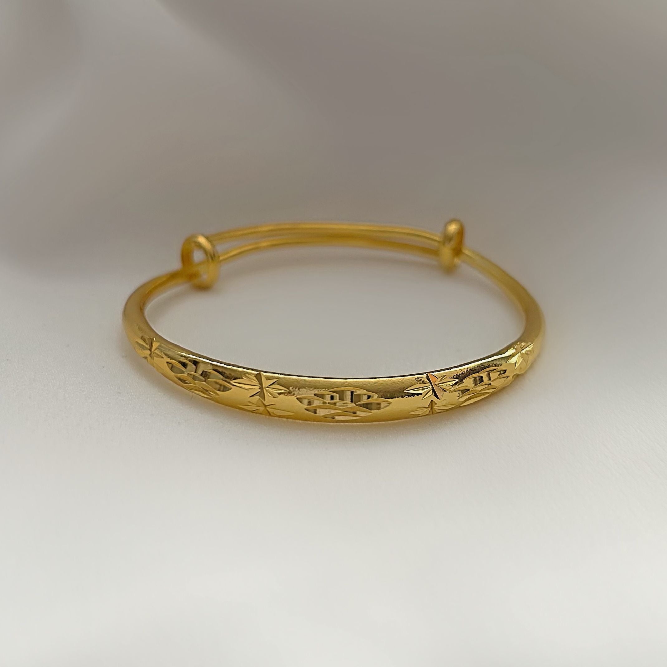 Gold bangle 