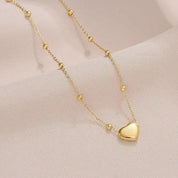 Gold heart necklace 