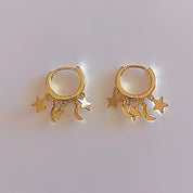 Gold star earrings 