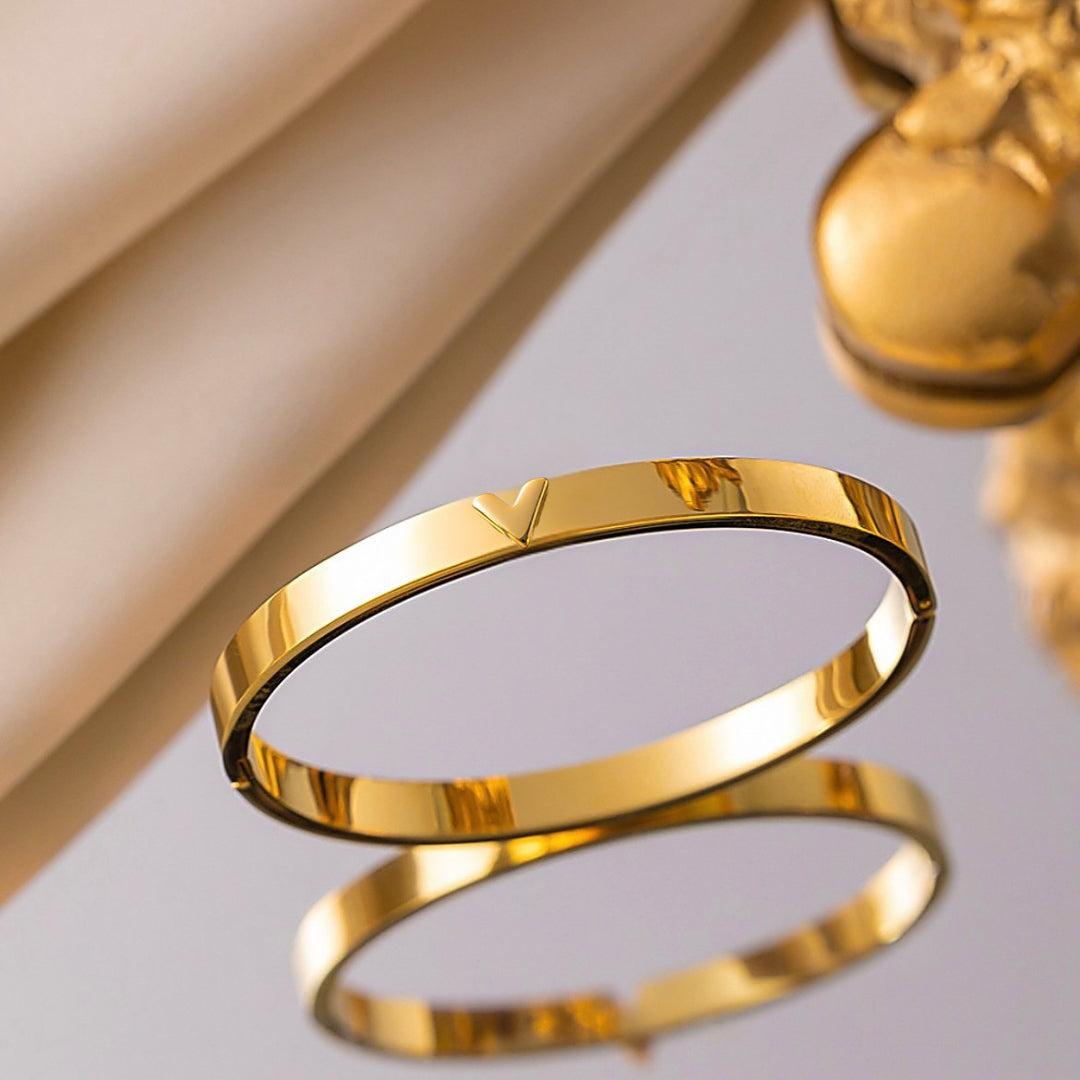Gold v bangle 