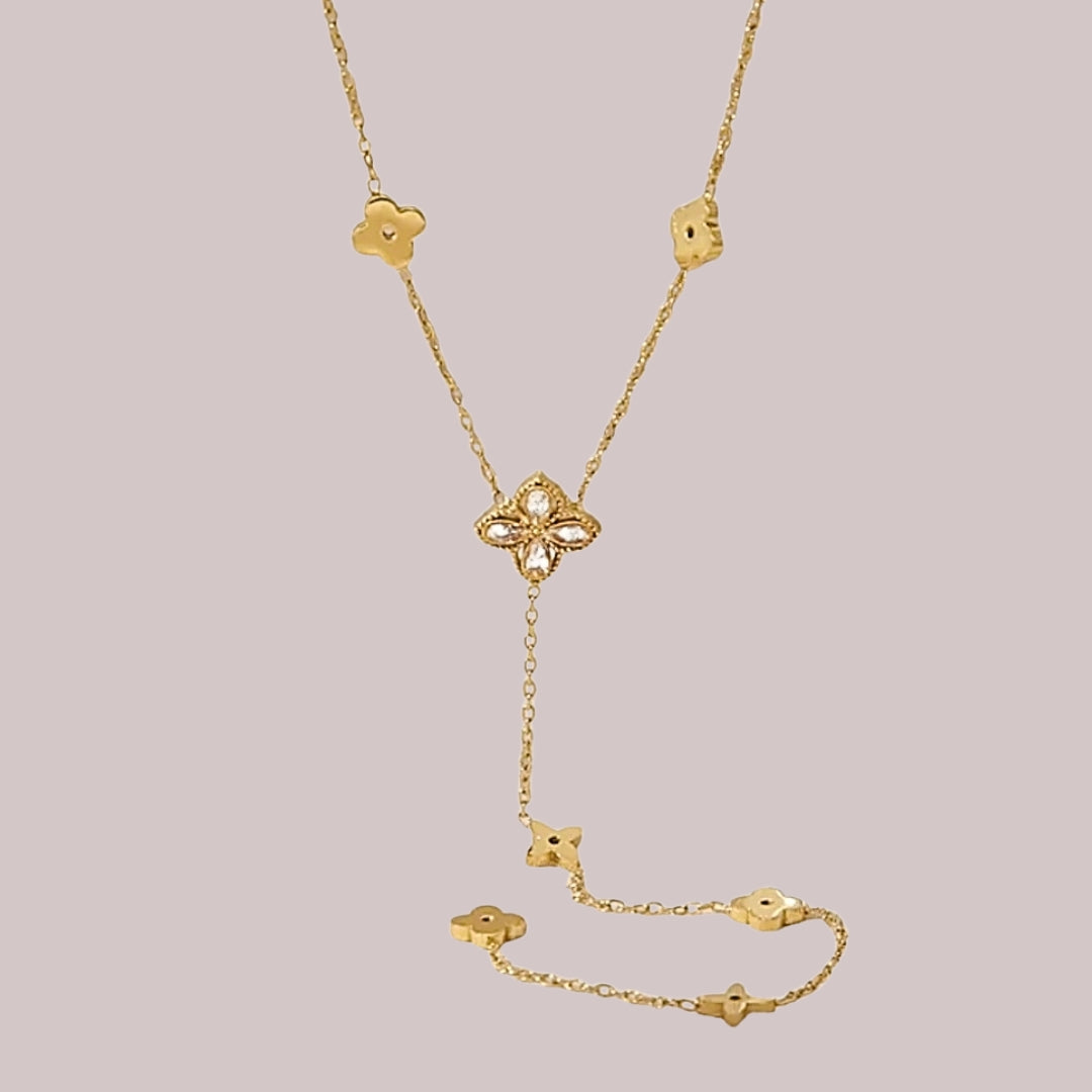 Gold clover y necklace 