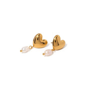 Heart pearl earrings