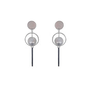 Silver pearl earrings 